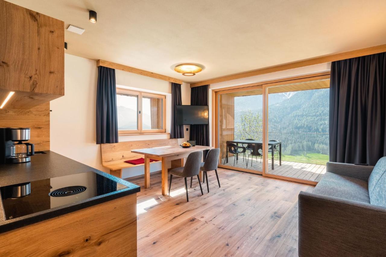 Apartments Hermann'S San Candido Exterior photo